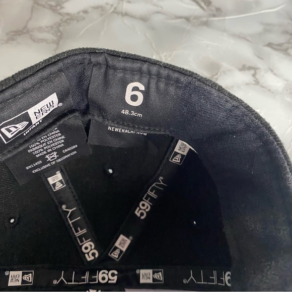 Toronto Blue Jays Hat Cap Fitted Boys 6 3/8 Black MLB Baseball New Era Kids - Picture 7 of 8